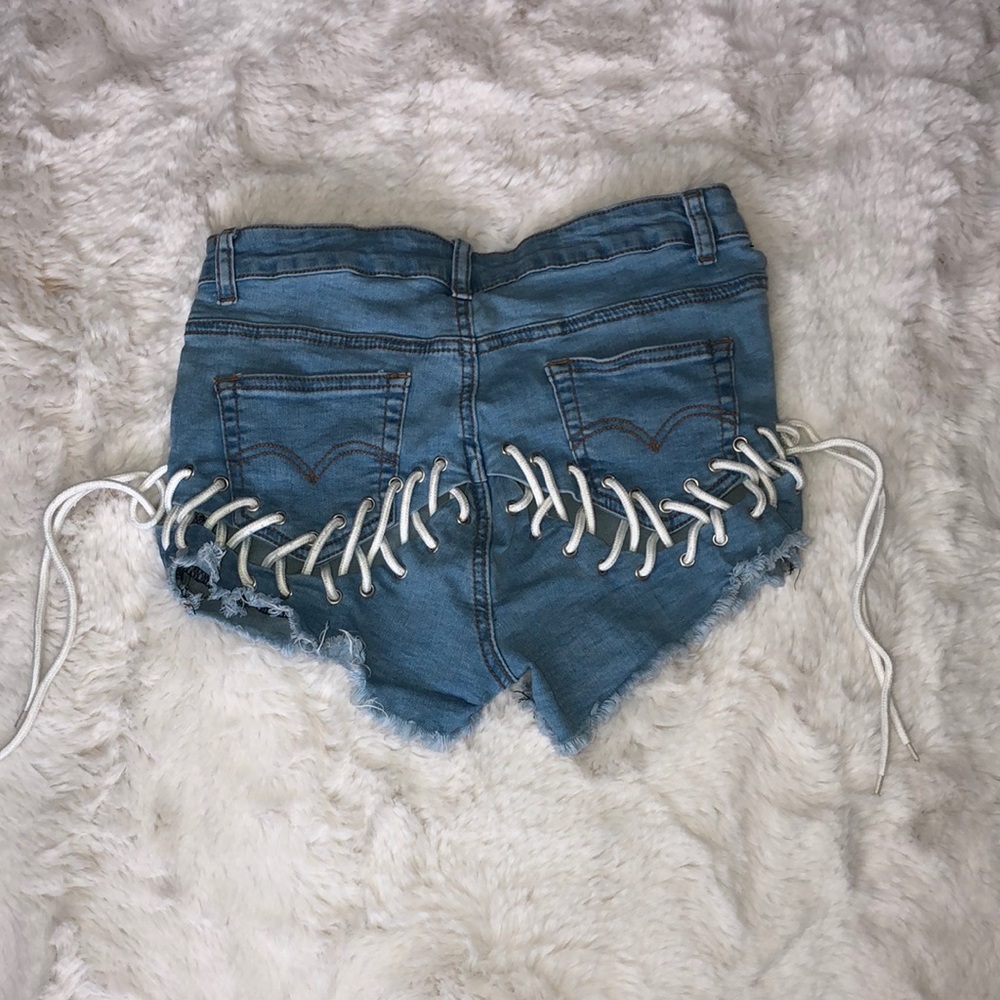 Denim tie back shorts